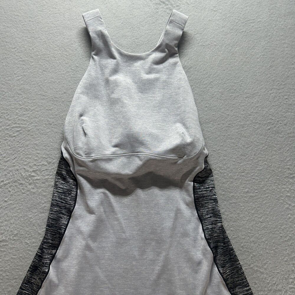 Lululemon Athletic Dress Womens 4 Gray‎ Black Cross Back Built-In Bra Running